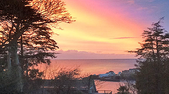 Coverack Dawn in winter 